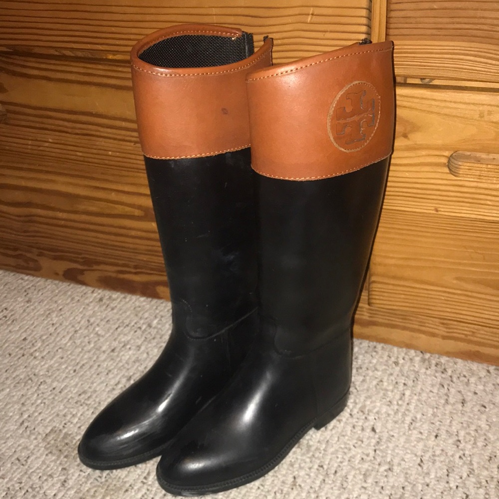 Tory Burch Rain Boots!
